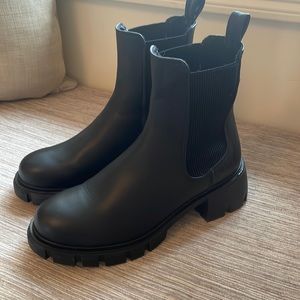 Steve Madden stacked block heel size 9.5. Bought the wrong size, worn 3 times.